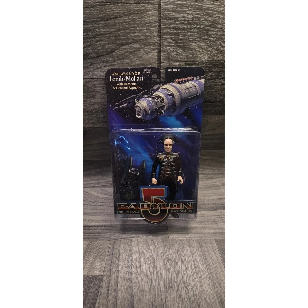 1997 BABYLON 5 AMBASSADOR LONDO MOLLARI W/TRANSPORT  Action Figure